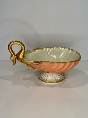 Mottahedeh Swan Shell Dish